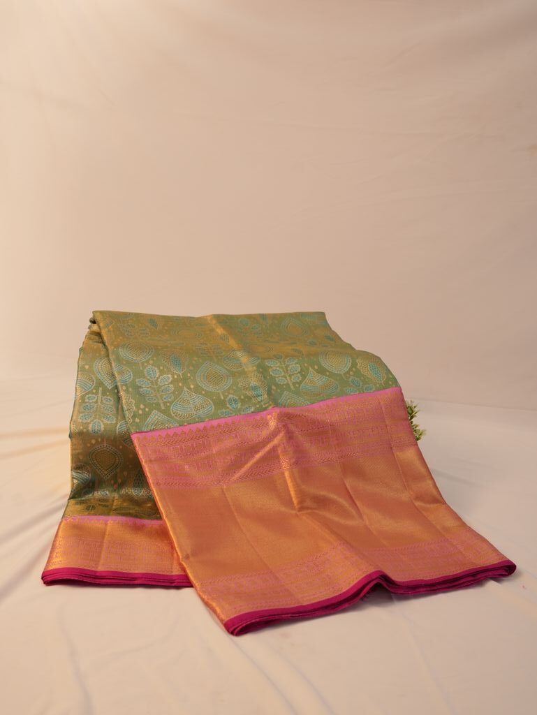 4 Gram Zari Kanchipuram Handloom Bridal Saree for Wedding - Image 5