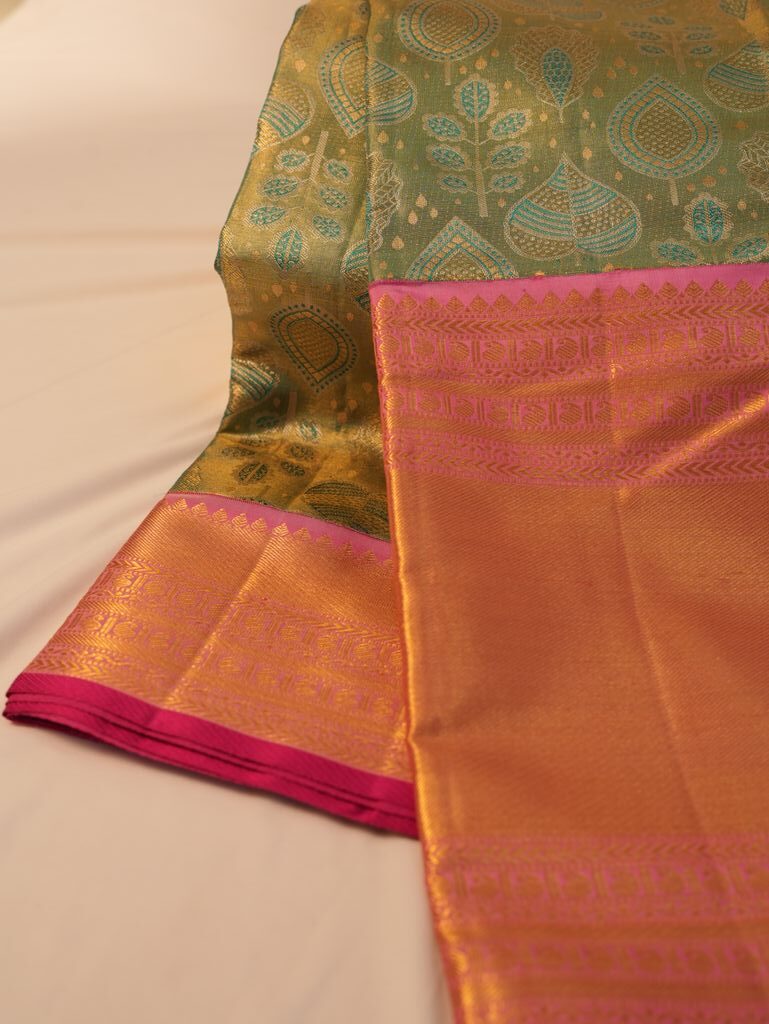 4 Gram Zari Kanchipuram Handloom Bridal Saree for Wedding - Image 6