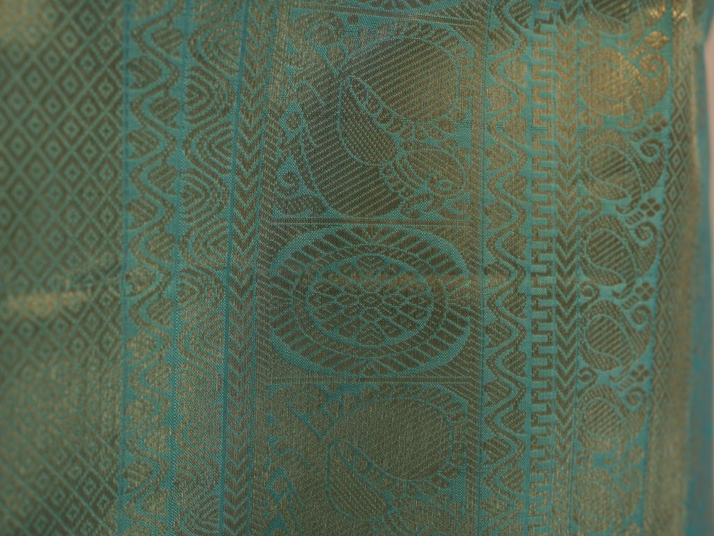 Shop Sky Blue Kanchipuram Silk Saree for Festival Functions - Image 5