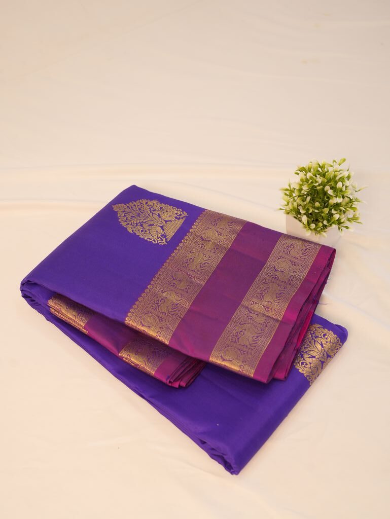 Kanchipuram Silk Saree with Gold Butta - Image 3