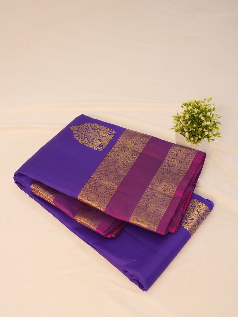 Kanchipuram Silk Saree with Gold Butta - Image 4